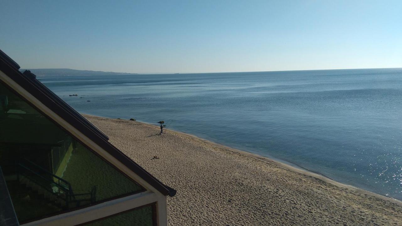 Hemingway Rooms In Happy Beach فارنا المظهر الخارجي الصورة
