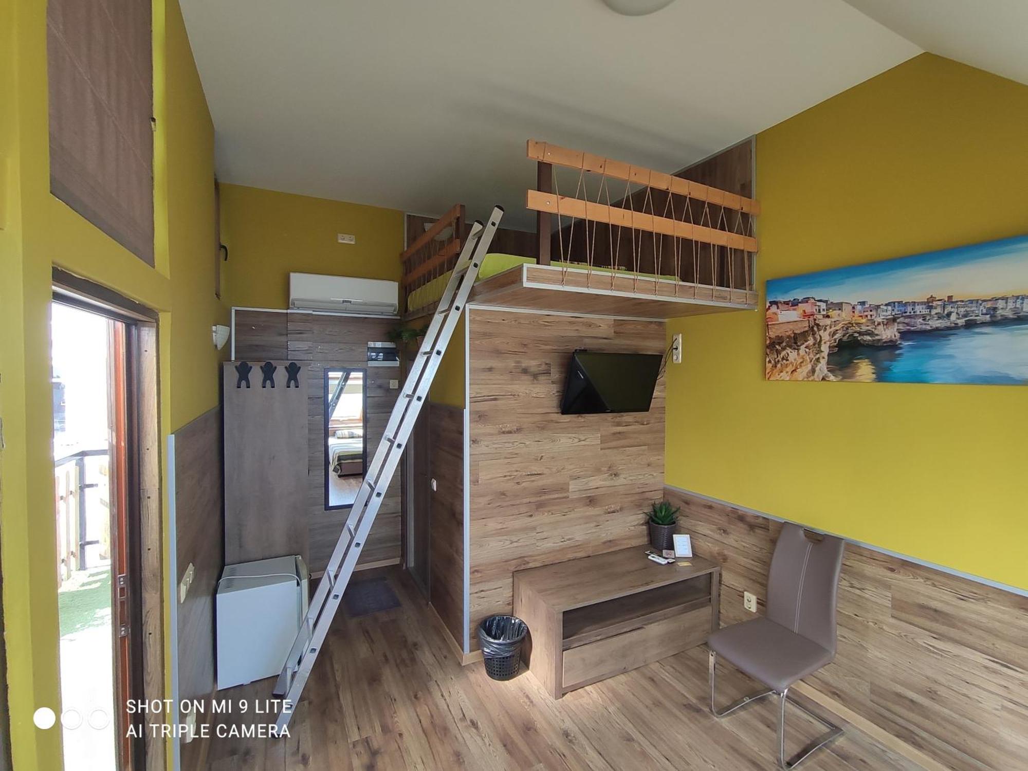 Hemingway Rooms In Happy Beach فارنا المظهر الخارجي الصورة