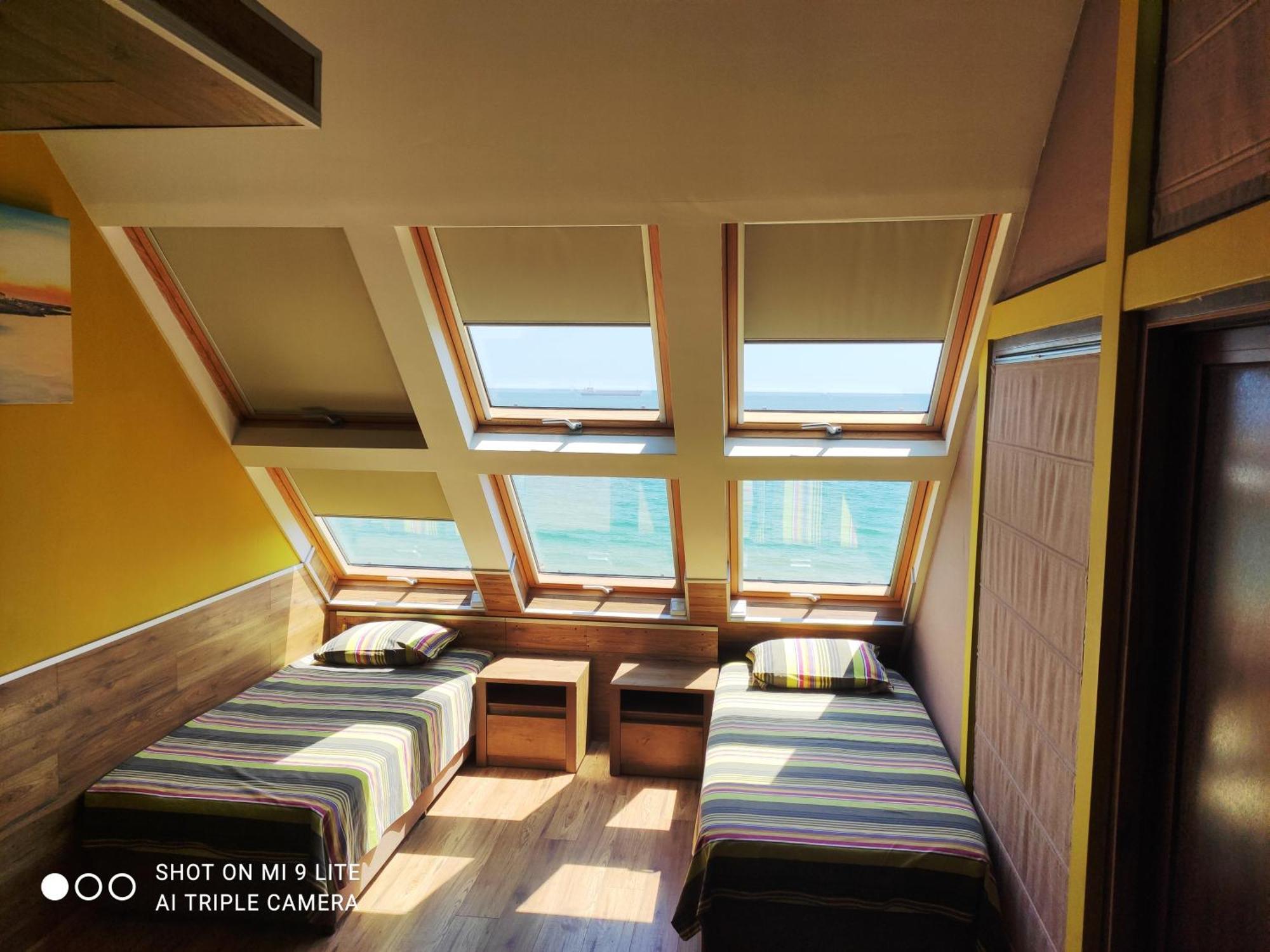 Hemingway Rooms In Happy Beach فارنا المظهر الخارجي الصورة