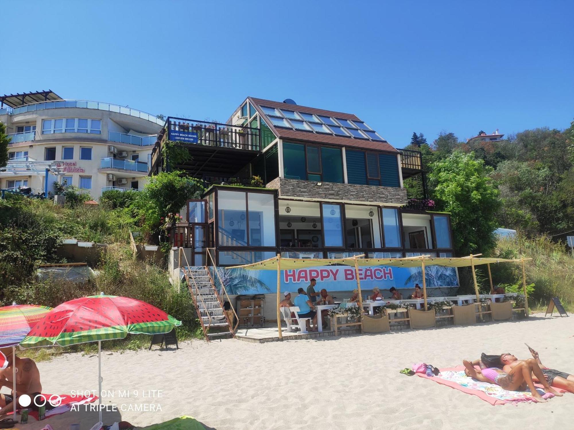 Hemingway Rooms In Happy Beach فارنا المظهر الخارجي الصورة