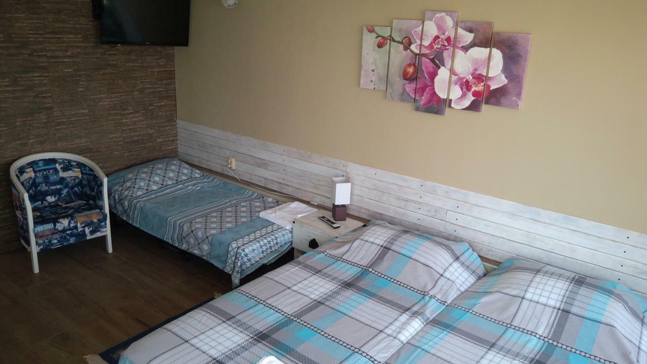 Hemingway Rooms In Happy Beach فارنا المظهر الخارجي الصورة